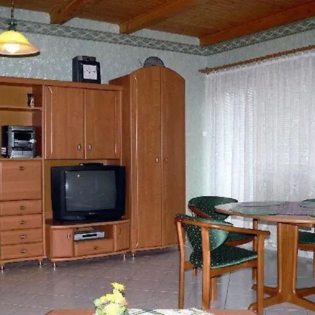 Pine Wood 8 * Zalakaros